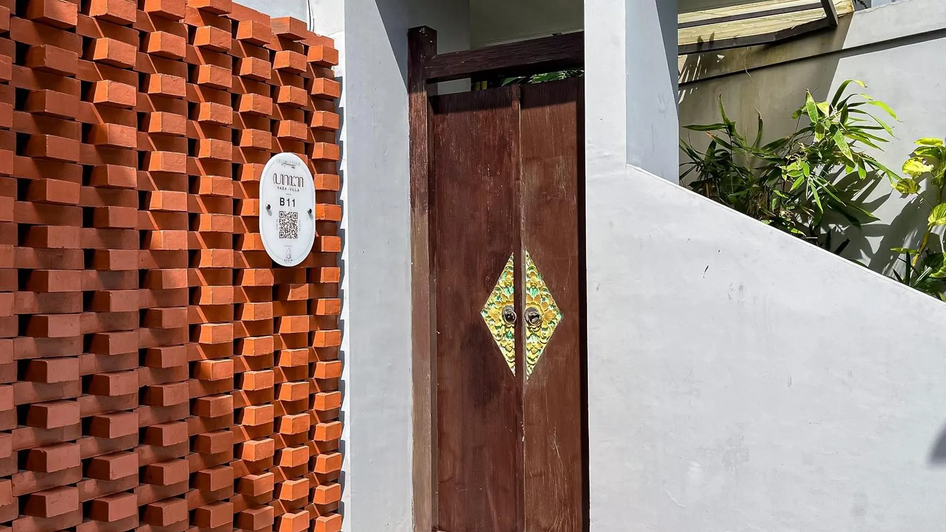 Dancing Hana Villa Nusa Dua - 1 Bedroom Villa With Sharing Pool Minimum Stay 2 Nights